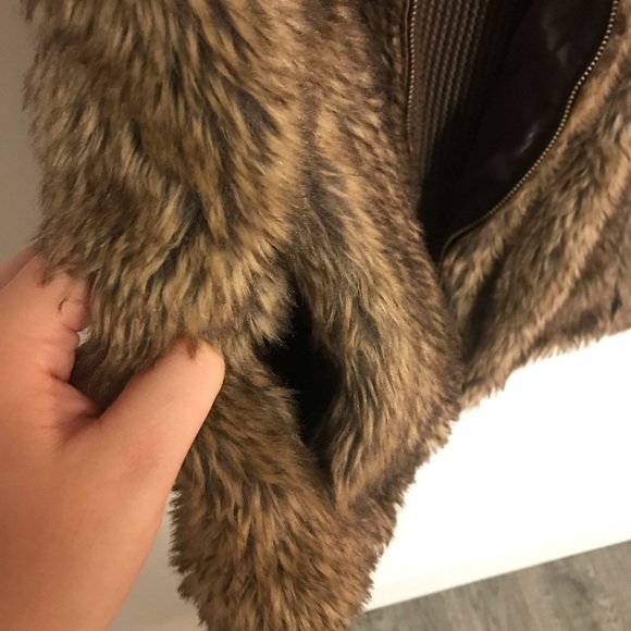 Maurices Faux Fur Vest - Picture 4 of 4